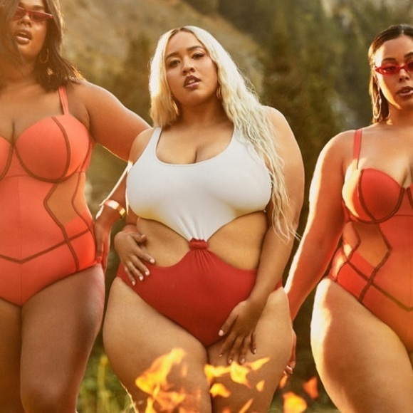 Gabifresh x Swimsuits For All Ribbed Monokini White Red 10D/DD NWT - Picture 12 of 14